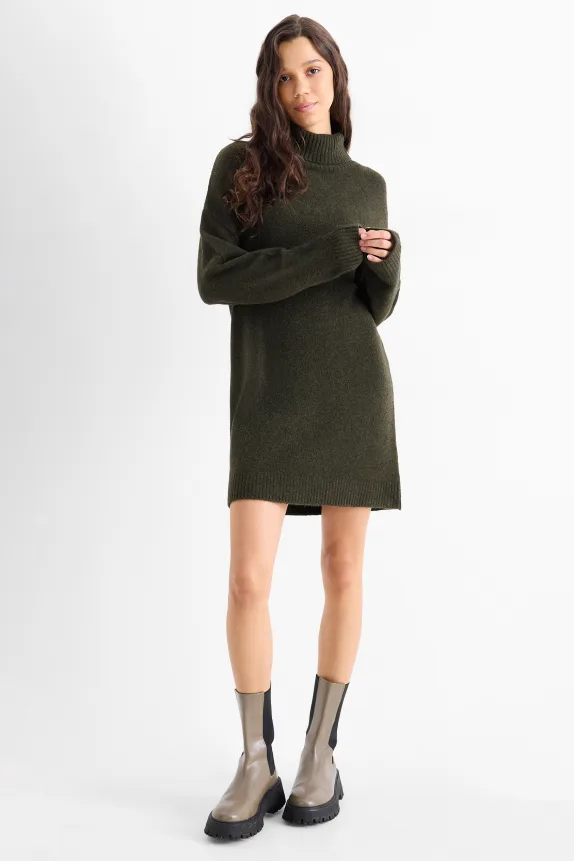 Knitted dress dark green