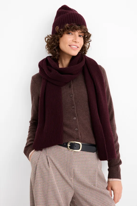 Cashmere beanie - ribbed bordeaux