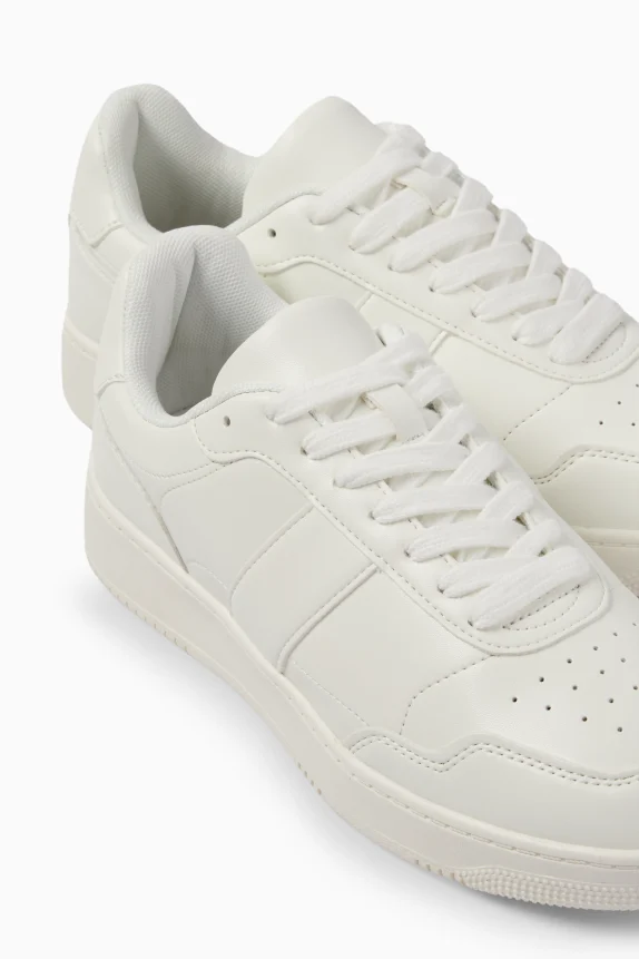 Trainers - faux leather white