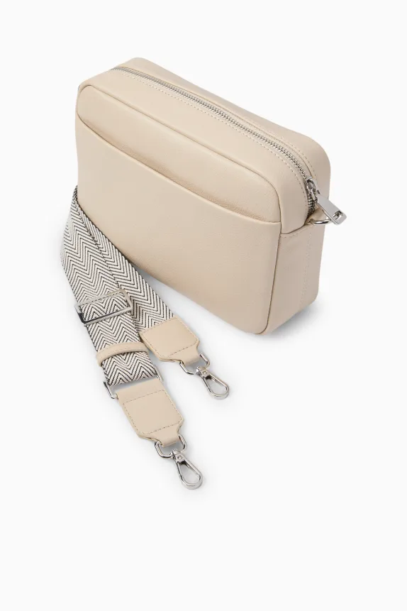 Crossbody bag with detachable bag strap - faux leather light beige