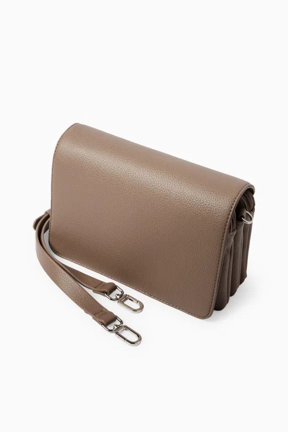 Crossbody bag with detachable bag strap - faux leather light brown