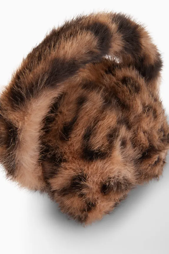 Faux fur earmuffs - leopard print black / beige