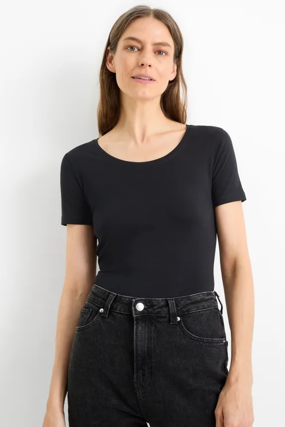 T-shirt - slim fit black