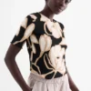 T-shirt - regular fit - floral - textured black / beige