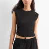 Cropped top - textured black