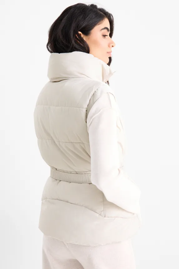 Quilted gilet with belt light gray