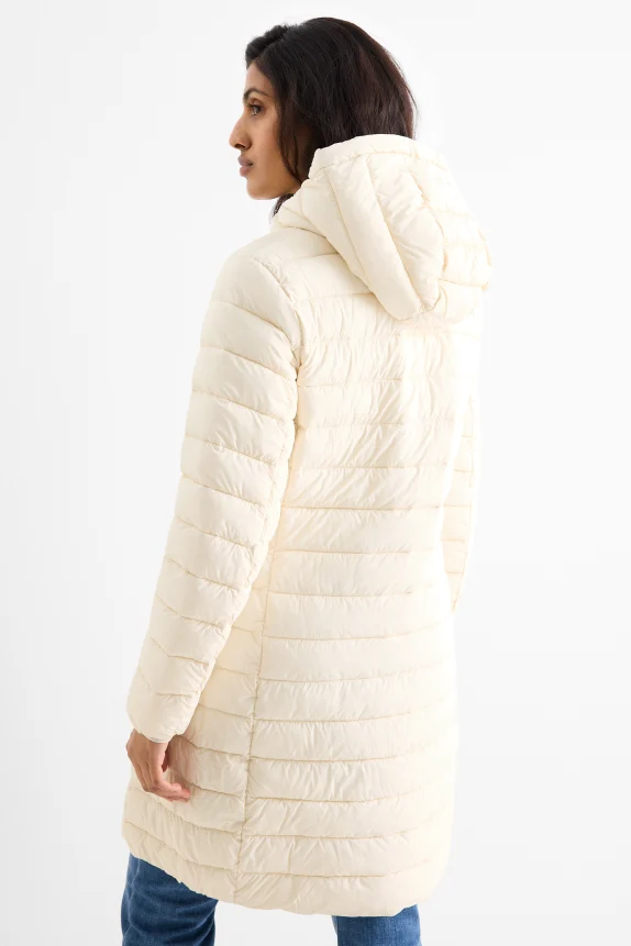 Quilted coat with hood creme