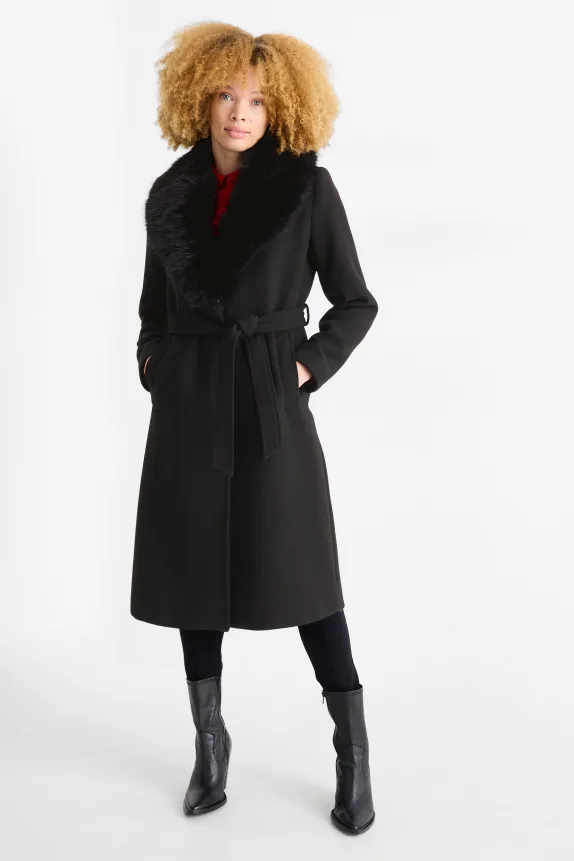 Coat with faux fur trim black