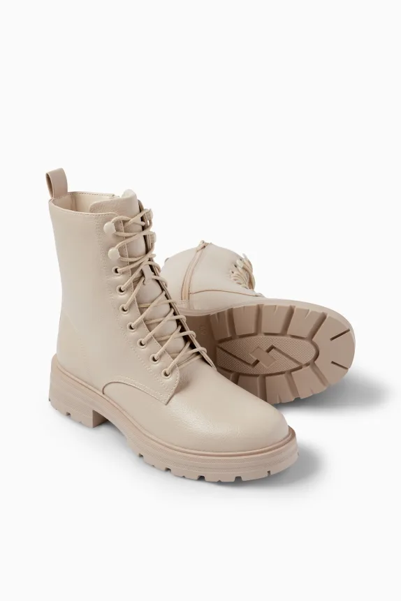 Ankle boots - faux leather light beige