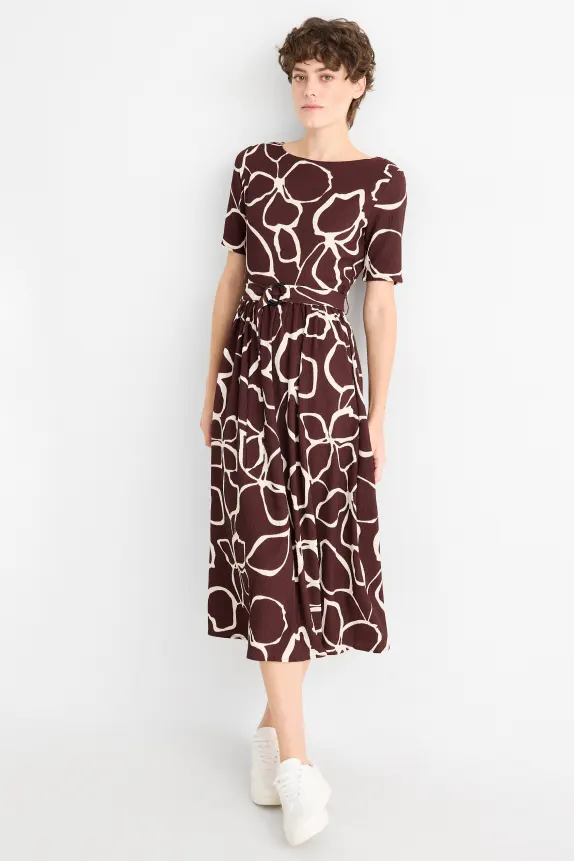 Fit & flare dress with belt - floral - textured bordeaux