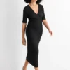 V-neck dress - straight fit - textured black