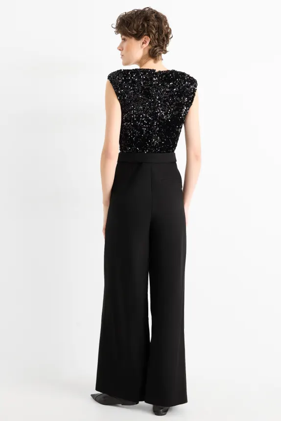 Jumpsuit with belt black