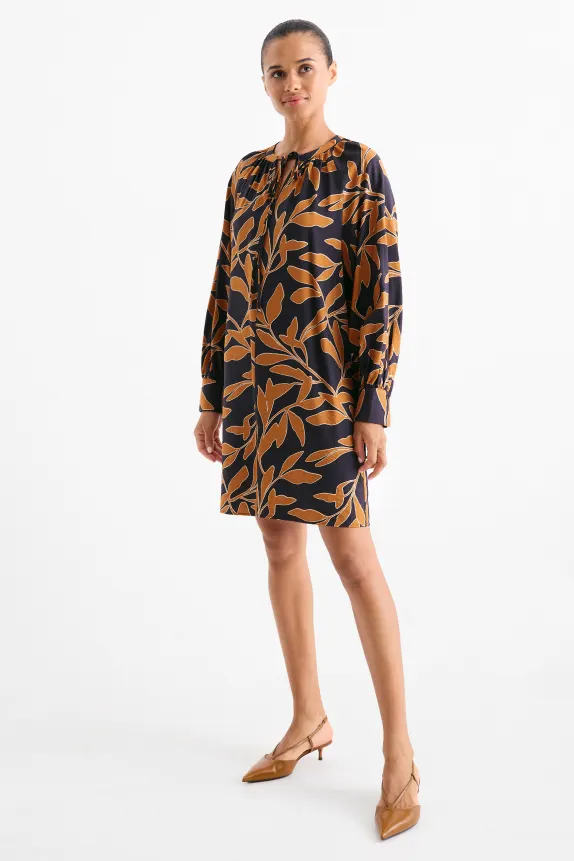 A-line dress - floral black / beige