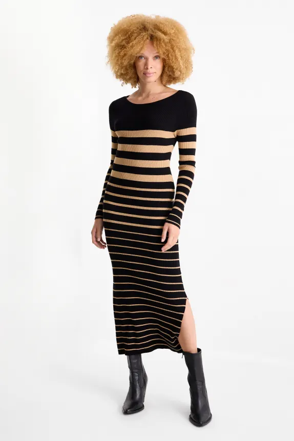 Knitted dress - ribbed - striped black / beige