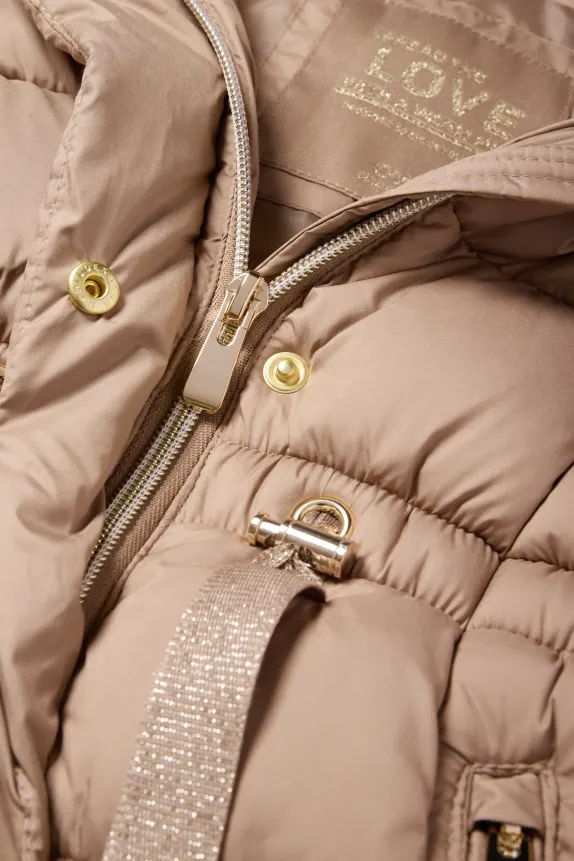 Quilted jacket with hood and faux fur trim - water-repellent beige