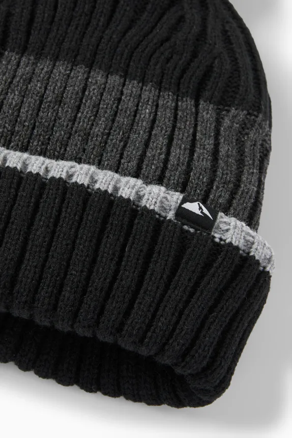 Pom-pom ski hat - ribbed black