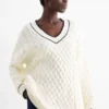 V-neck jumper - cable knit pattern cremewhite