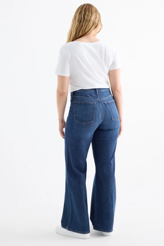 Wide leg jeans - high waist blue denim