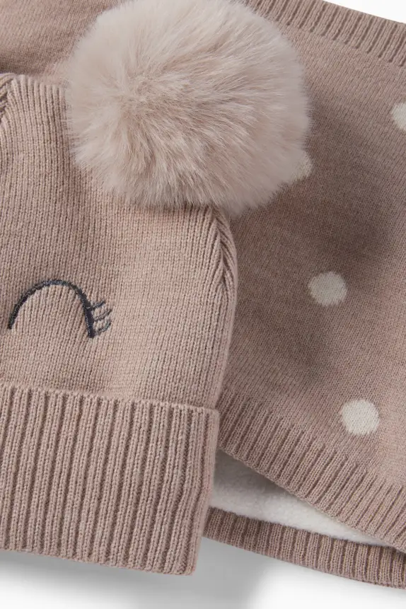 Kawaii - set - pom-pom hat and snood - 2 piece beige