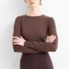 Cropped long sleeve top - slim fit - ribbed dark brown