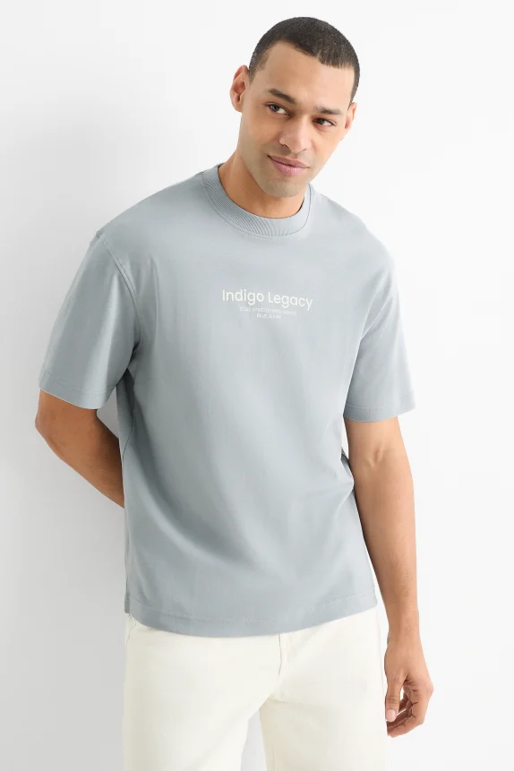 T-shirt - relaxed fit light blue