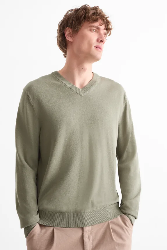 Fine knit jumper green