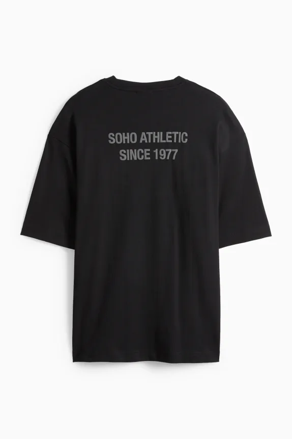 T-shirt - oversized black