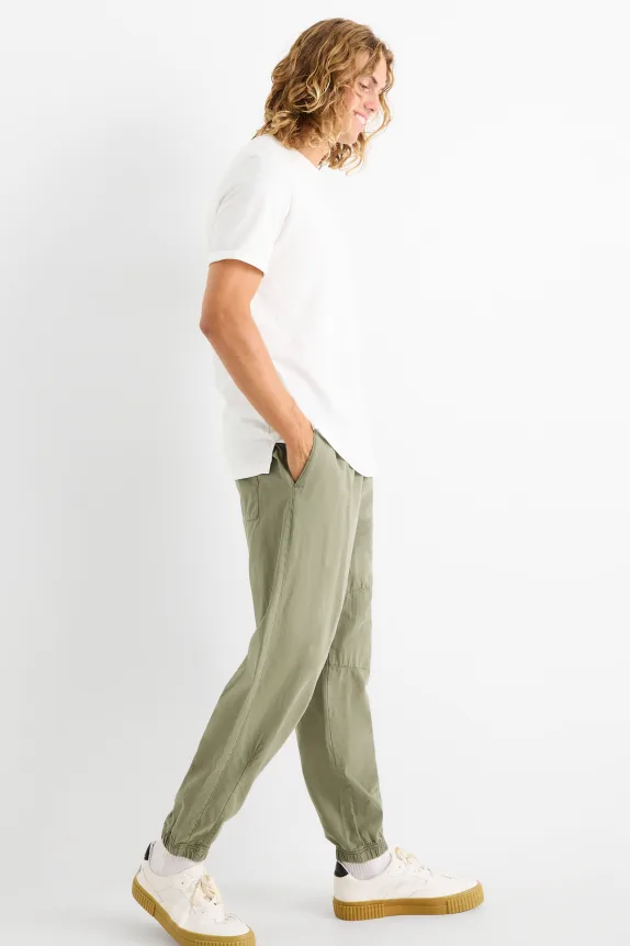 Trousers - loose fit green