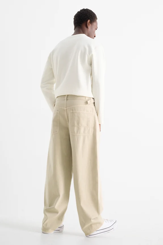 Trousers - baggy fit taupe