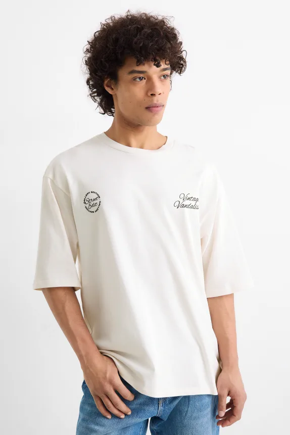 T-shirt - oversized white