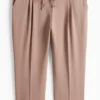 Cloth trousers - high waist - tapered fit brown