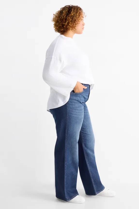 Wide leg jeans - high waist blue denim