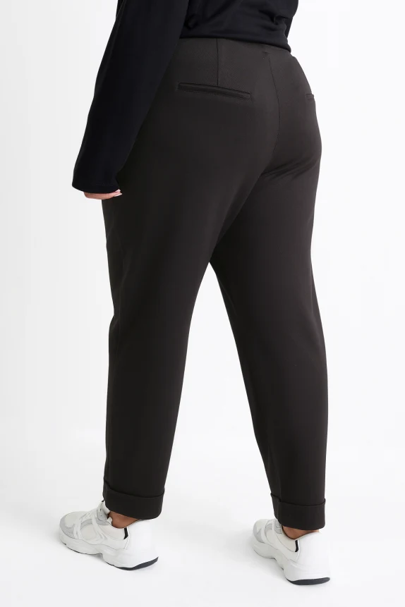 Cloth trousers - mid-rise waist - tapered fit black