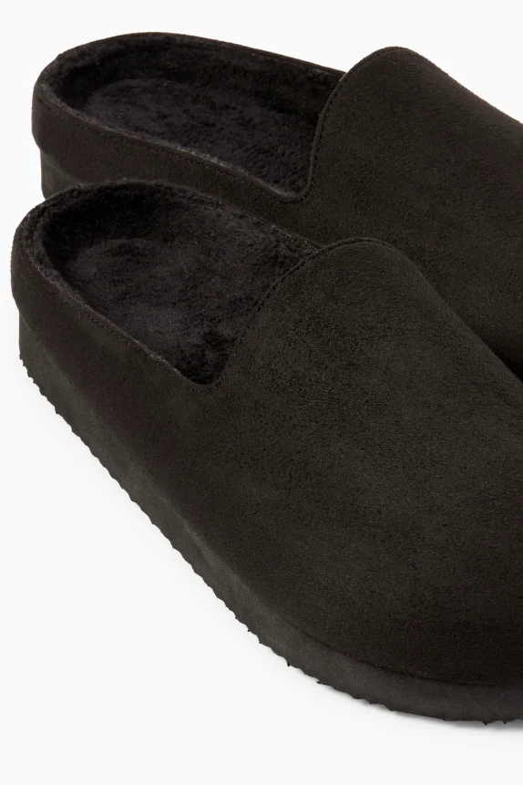 Slippers - faux suede black