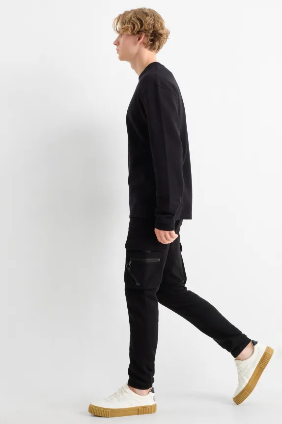 Cargo joggers black