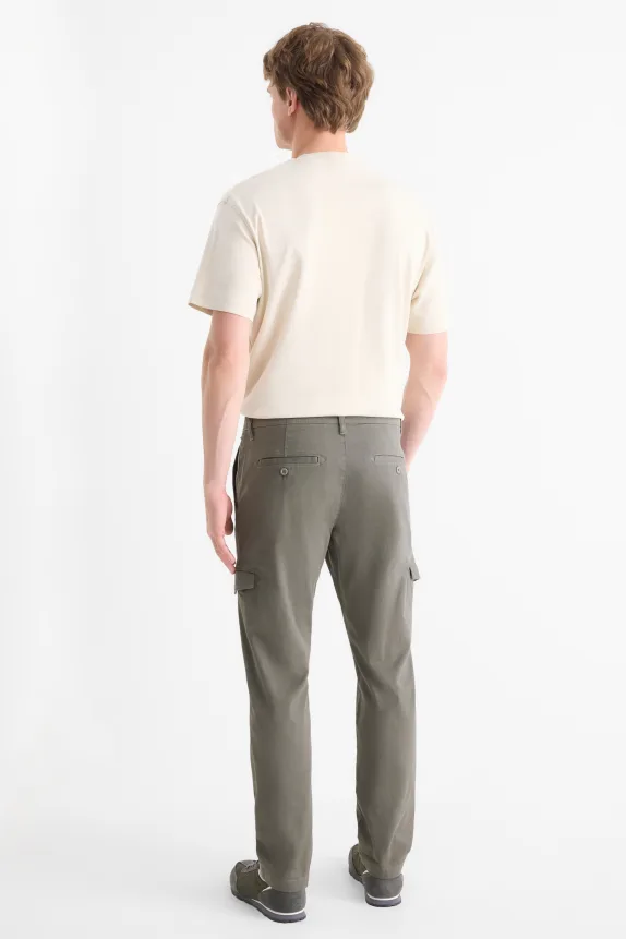 Cargo trousers - tapered fit - textured dark gray