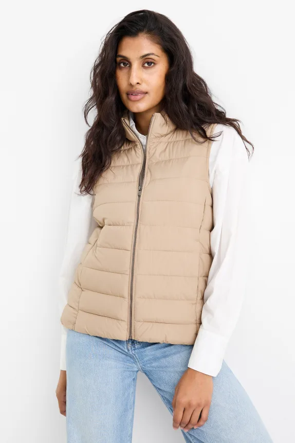 Quilted gilet light beige