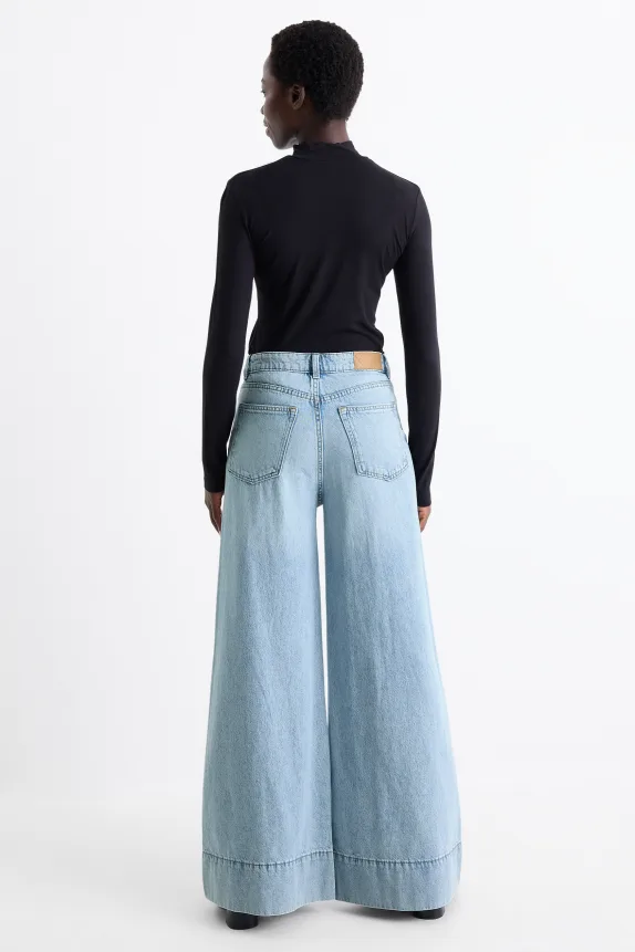 Wide leg jeans - high waist denim-light blue