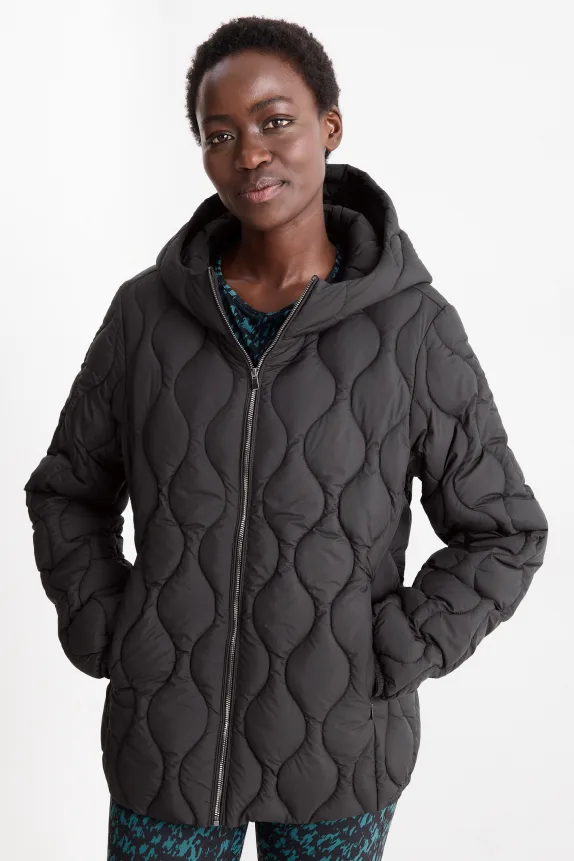 Quilted jacket with hood black