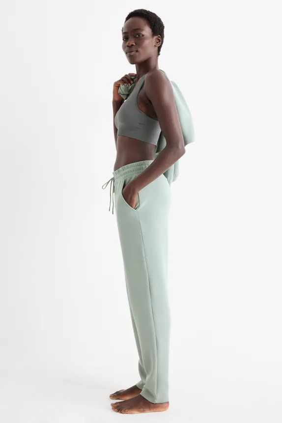 Technical trousers light green