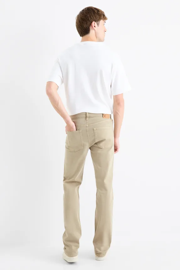 Straight jeans light green