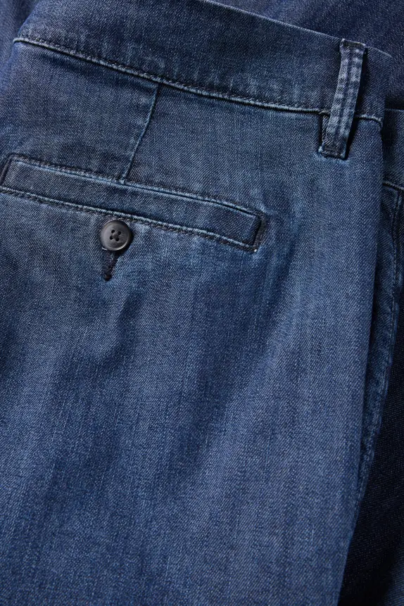 Chino jeans- tapered fit blue denim